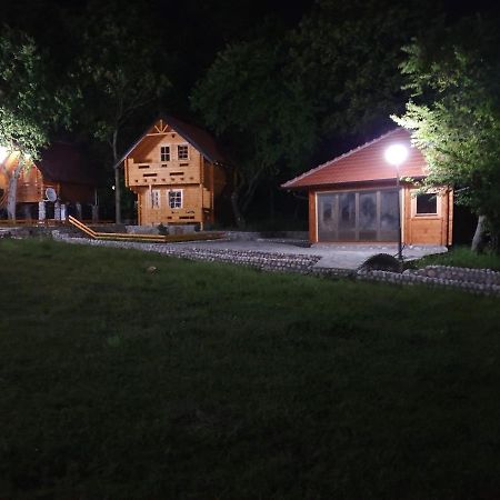 Vodopad Lisine Bed and Breakfast Strmosten Buitenkant foto
