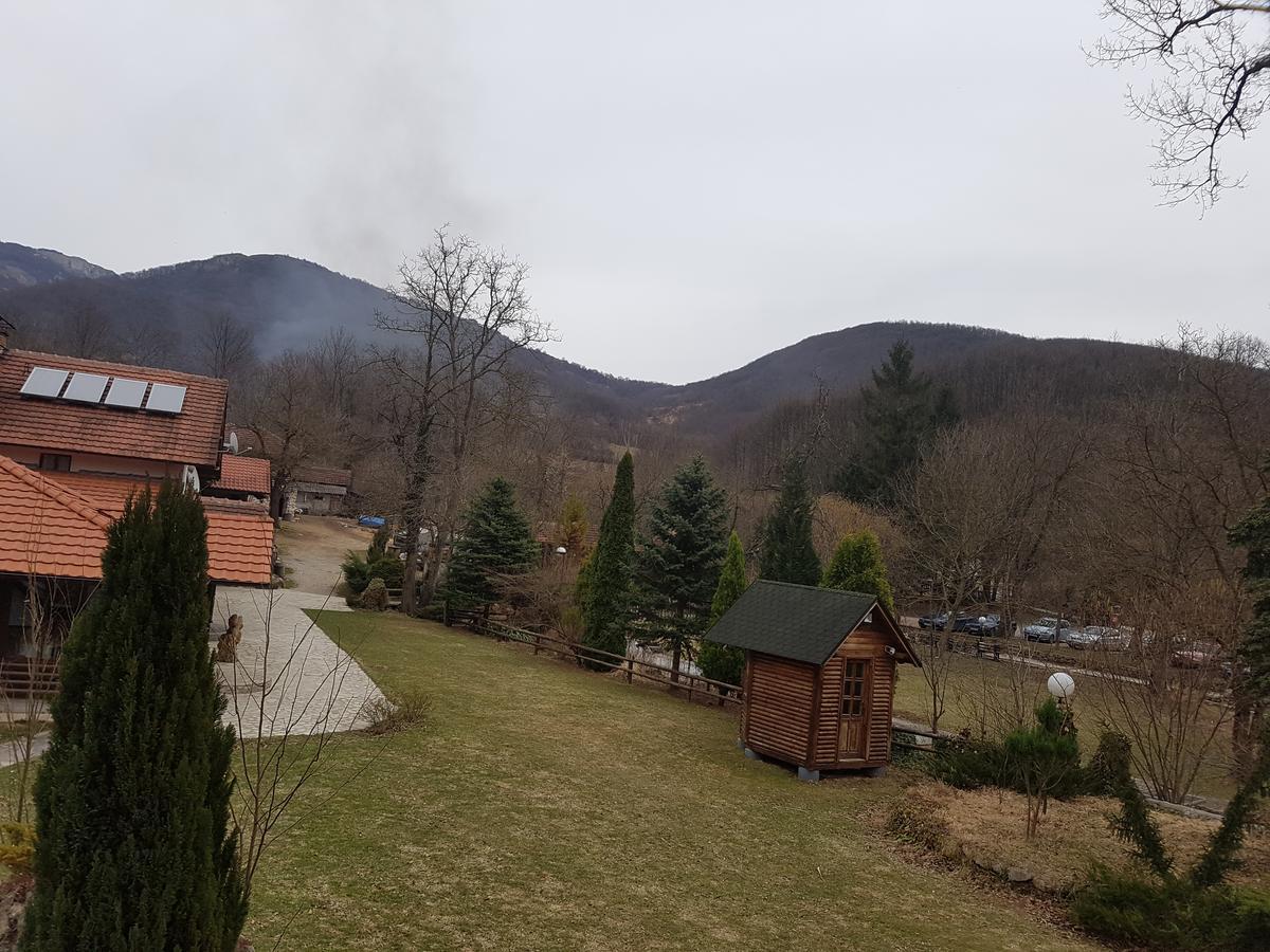 Vodopad Lisine Bed and Breakfast Strmosten Buitenkant foto