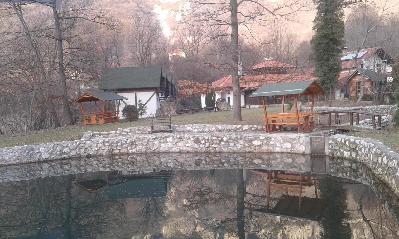 Vodopad Lisine Bed and Breakfast Strmosten Buitenkant foto