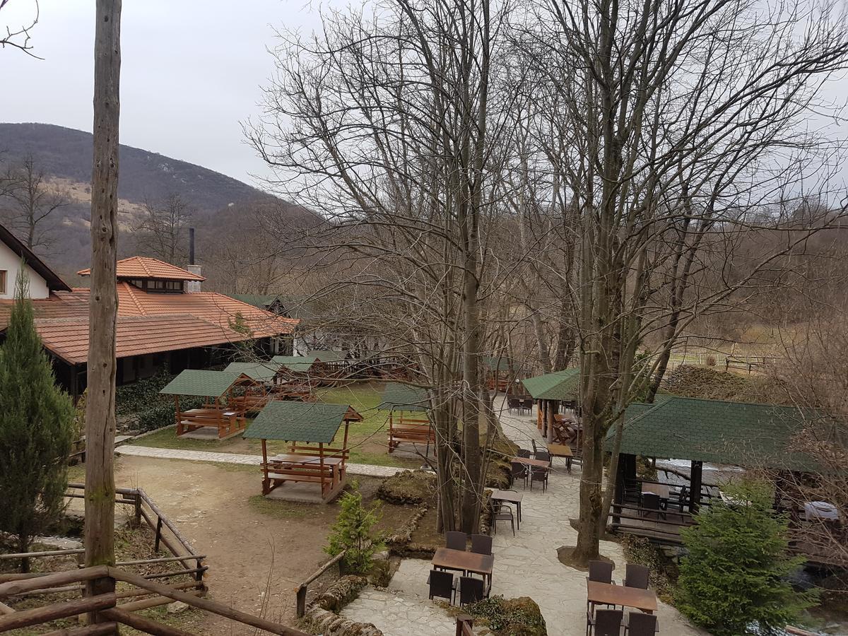 Vodopad Lisine Bed and Breakfast Strmosten Buitenkant foto