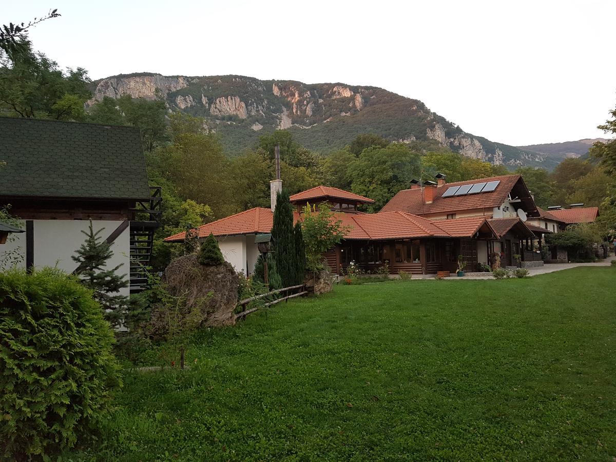 Vodopad Lisine Bed and Breakfast Strmosten Buitenkant foto