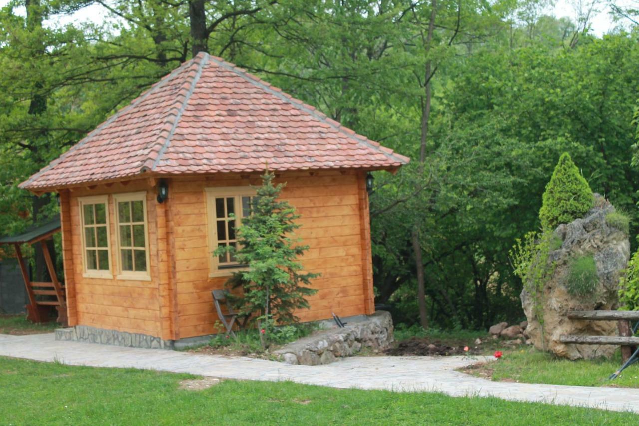 Vodopad Lisine Bed and Breakfast Strmosten Buitenkant foto