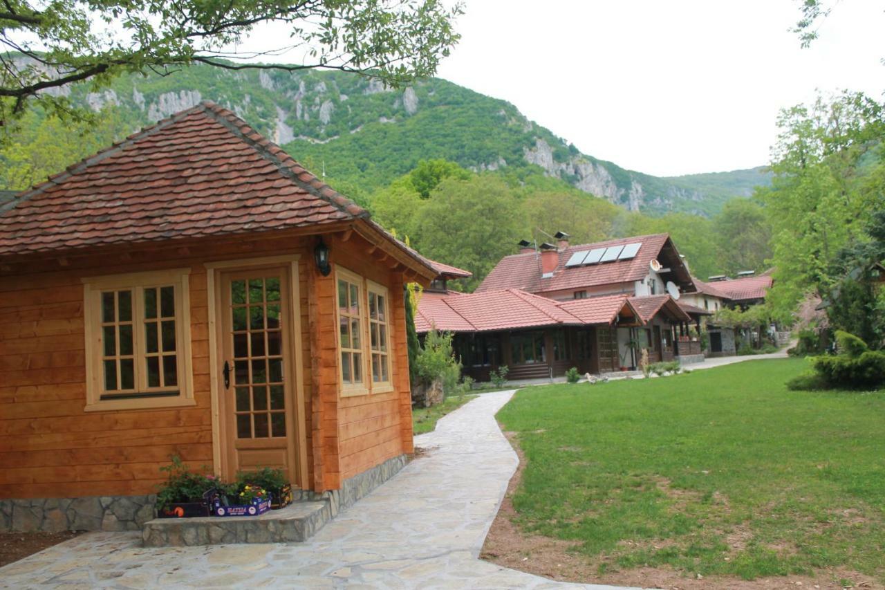 Vodopad Lisine Bed and Breakfast Strmosten Buitenkant foto